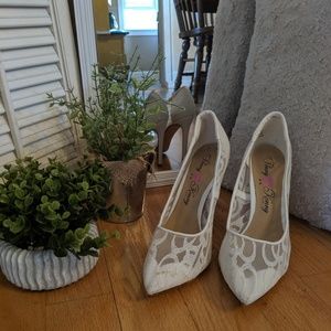 •|Penny Loves Kenny|• ladies heels